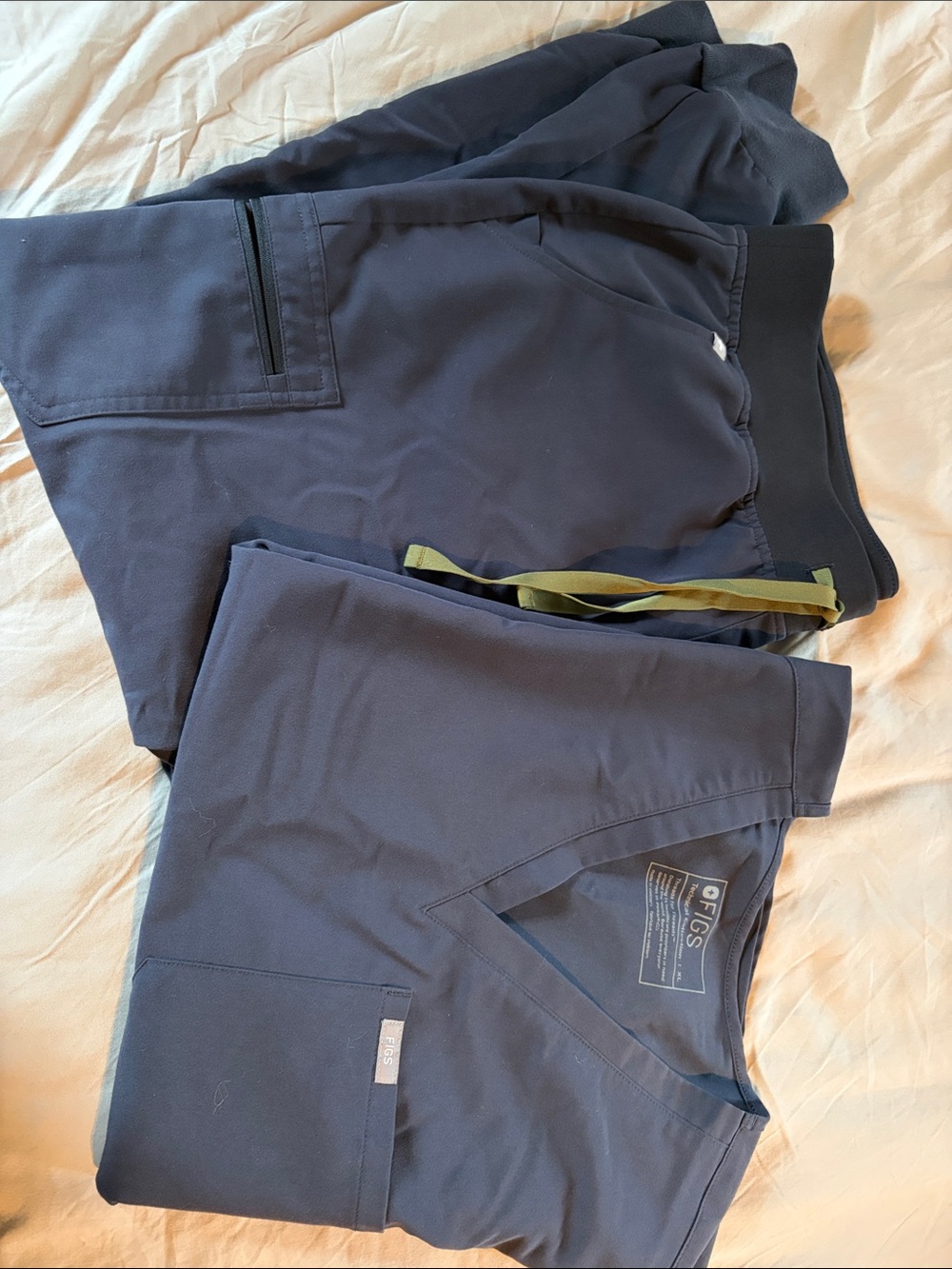 FIGS Women’s Jogger Scrub Set Xl